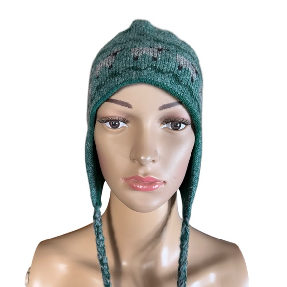We-Z-Farm Handmade Green Wool Sheep Earflap Beanie Hat - Picture 2 of 10